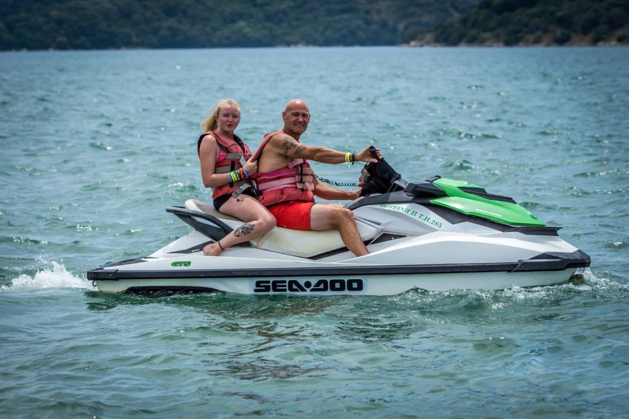 Stavros On The Hotel Kávos